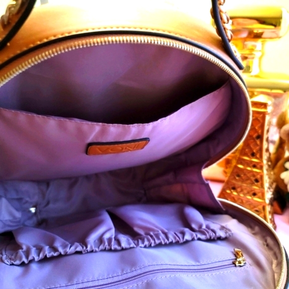 Voni round bag main image 12